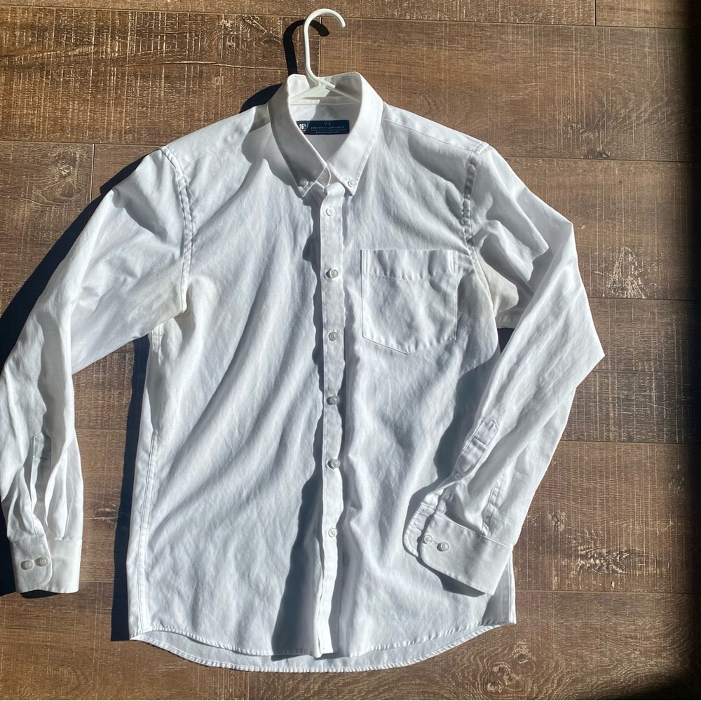 Basic white oxford button down dress shirt  Slim Fit. 16.5 neck.